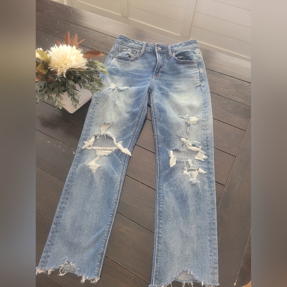 American Eagle Distressed Blue Jeans - Size 2 Short